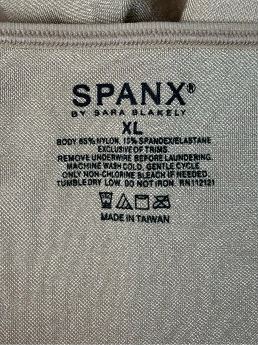Spanx Bodysuit Womens XL Tan Beige Mid Thigh Underwired Shapewear